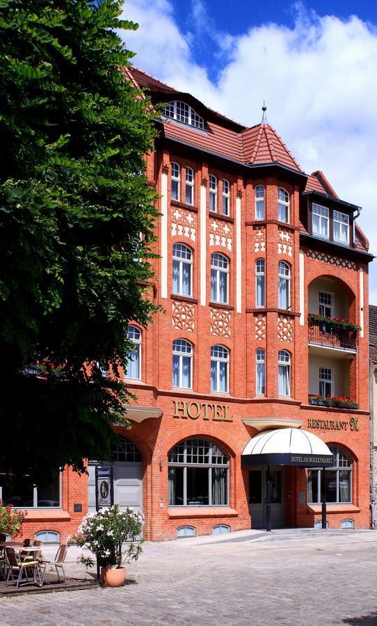 Hotel Am Molkenmarkt Бранденбург Екстериор снимка