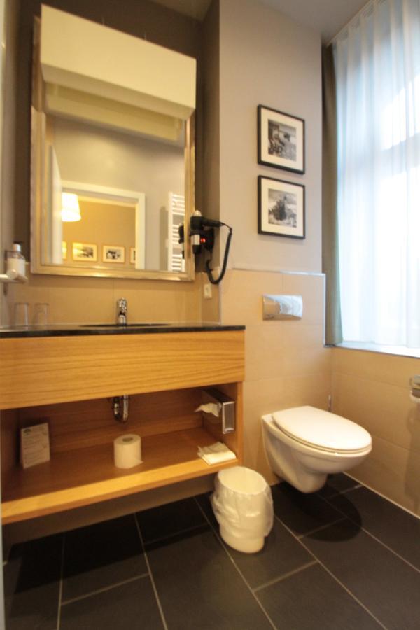 Hotel Am Molkenmarkt Бранденбург Екстериор снимка
