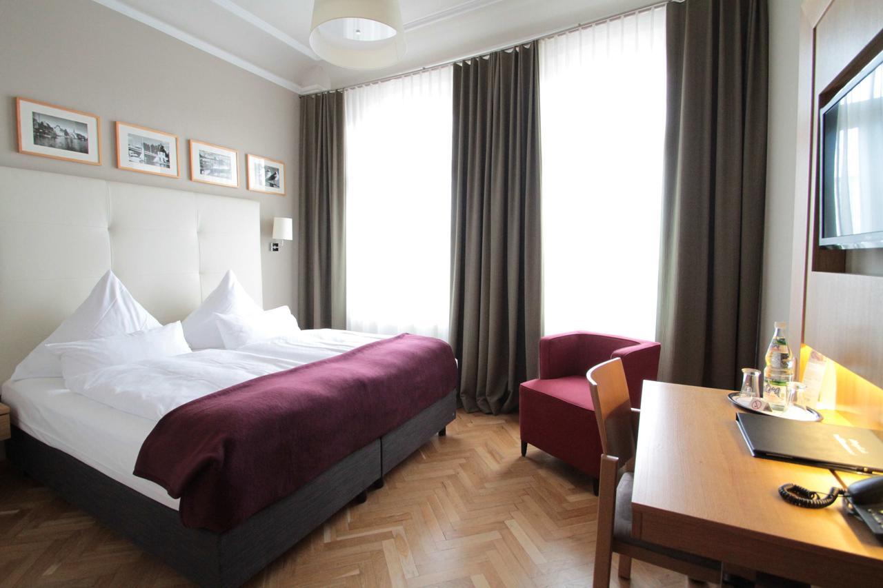 Hotel Am Molkenmarkt Бранденбург Екстериор снимка